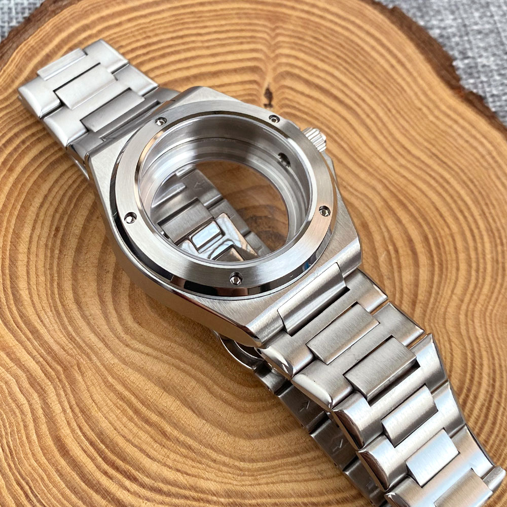 20ATM Impermeabile 40mm Zaffir - Seiko Watch 5 Sports recensione e prezzo